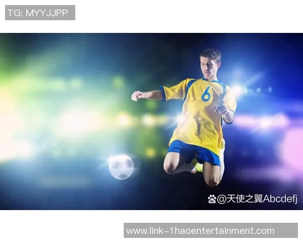 足球猿声带你领略绿茵场上的激情与梦想,探索球迷心中的热血与荣耀 足球猿声带你领略绿茵场上的激情与梦想,探索球迷心中的热血与荣耀